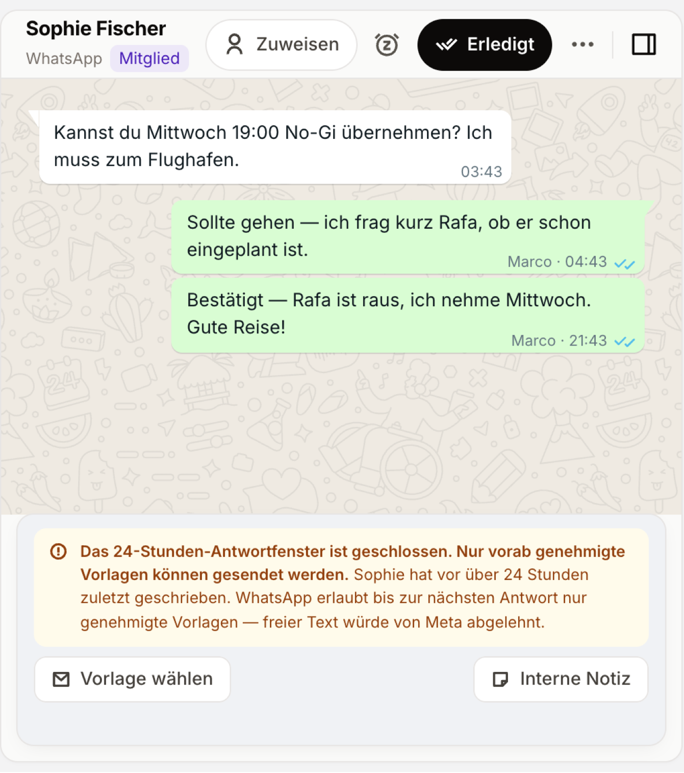 Uma conversa de WhatsApp com a janela de resposta fechada e o botão Escolher modelo